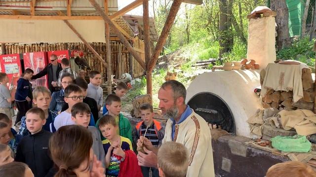 Рыцарский турнир. Долина Сукко. Гончар около Рыцарского турнира. Замок «Львиная голова»? смотреть онлайн