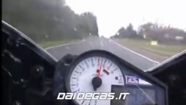 Suzuki GSXR 1000 K1 acceleration смотреть онлайн