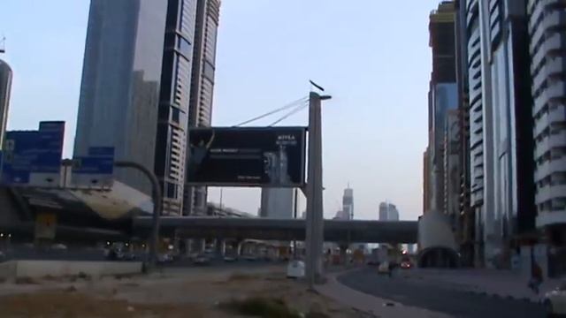 Улица Шейх Заед Роуд, Дубай, ОАЭ. смотреть онлайн