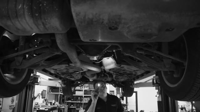 Tech Talk l Mercedes ML350 | Regular Check up смотреть онлайн