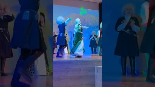 Кавказские танцы?? смотреть онлайн