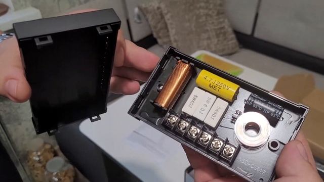 Распаковка — Компонентная АС Nakamichi NSE-CS617