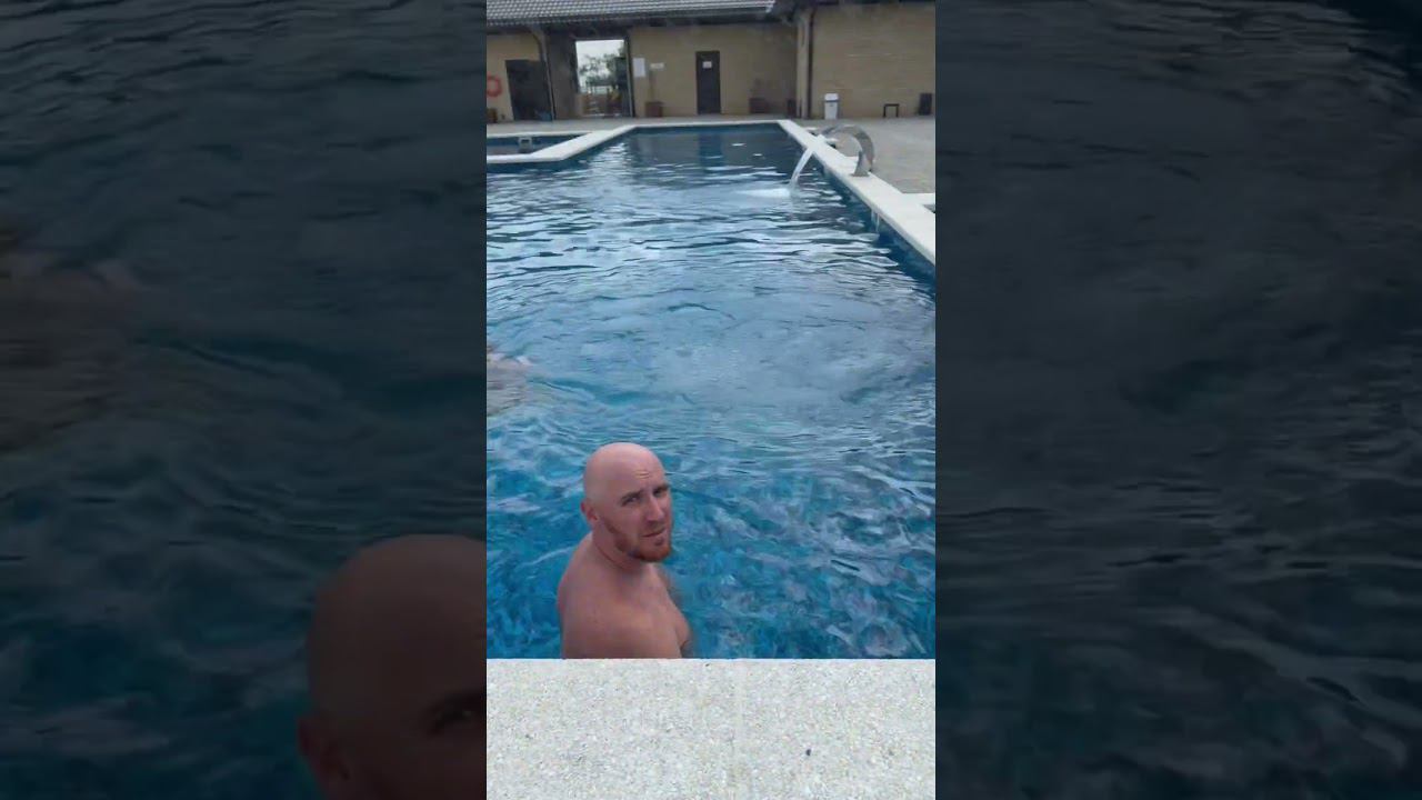 20 метров под водой на одном дыхании #робинзоннакубани смотреть онлайн