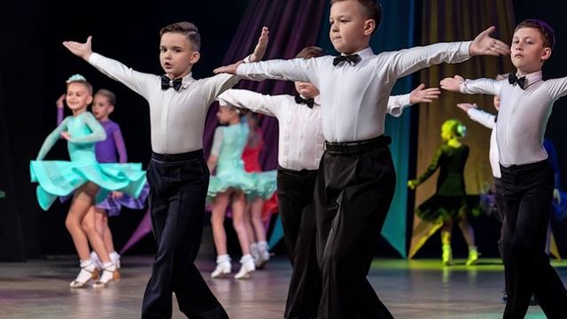 Ансамбль бального танца Вдохновение смотреть онлайн