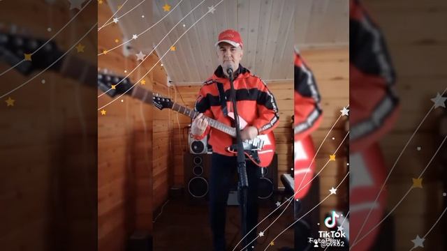 А Белый лебедь на пруду