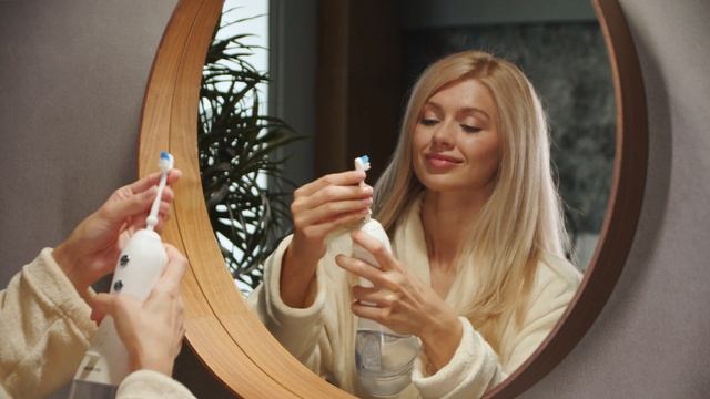 Swedeste / Ирригатор портативный для полости рта смотреть онлайн