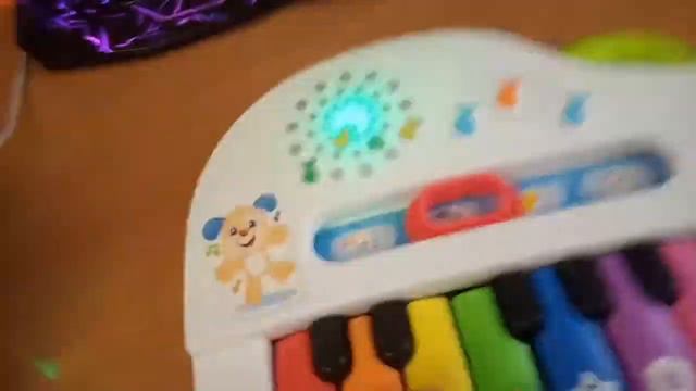 как играть биг бейби тейпа на пианинке смотреть онлайн