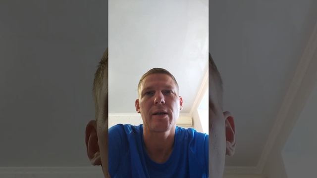 Стихотворение "Тени страшных военных времён..." смотреть онлайн