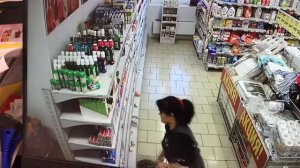 Как Уборщица ворует в магазине