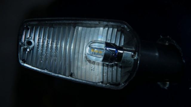 Светодиодная лампа P21W смотреть онлайн