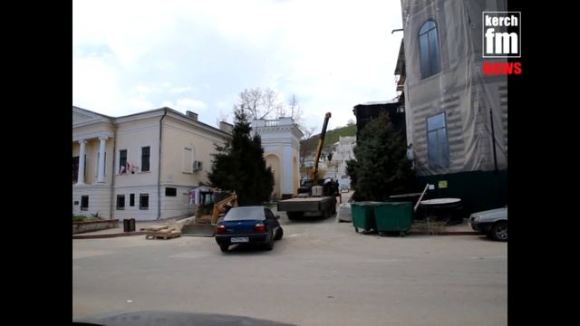 Работы на Митридатских лестницах в Керчи завершатся к началу мая смотреть онлайн