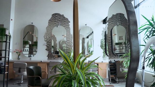 Видеопрезентация салона красоты IZZO Beauty Space