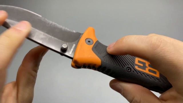 Gerber Folding Knife - 8 Years Later смотреть онлайн