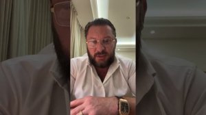 ПАРЕНЬ МЕНЯ ЛЮБИТ НО НЕ МОЖЕТ БЫТЬ СО МНОЙ