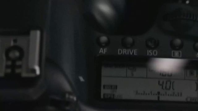 Canon EOS 6D 20.1 MP CMOS Digital SLR Camera With 3.0-Inch LCD