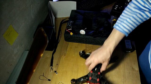 Квадрокоптер FLOUREON Racer 250. Распаковка, сборка, обзор ч.2. смотреть онлайн