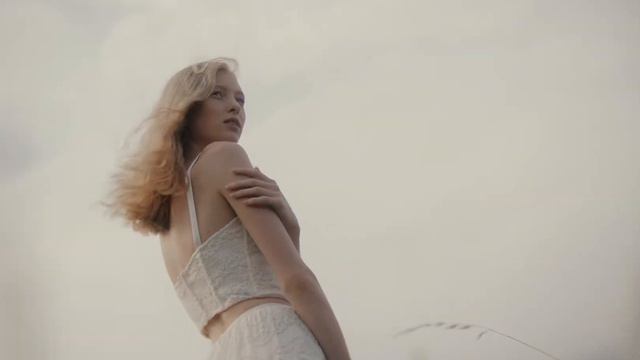 Tanya / Yaskrava смотреть онлайн