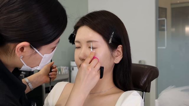 메이크업샵 ASMR 새벽 1시.. 정샘물 웨딩샵에서 받아본 우아한 본식 메이크업! смотреть онлайн