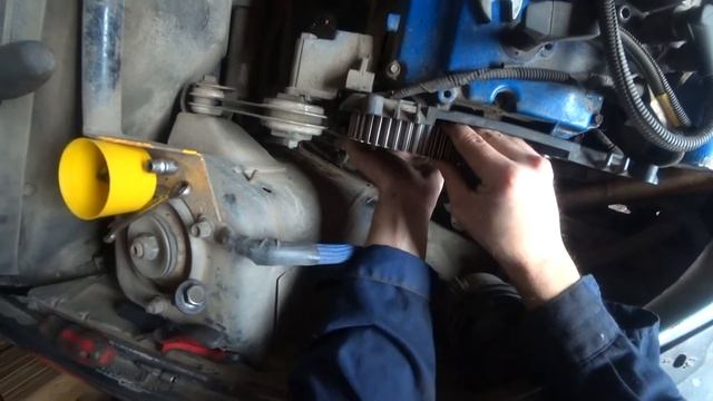 Замена сальников распредвалов смотреть онлайн