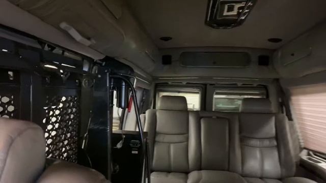 2006 FORD E150 SUPER DUTY CARGO - COMMERCIAL VAN 3D HANDICAP CONVERSION EXPLORER CONVERSION смотреть онлайн