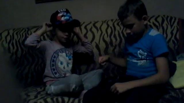 Учимся читать по губам. Шепот ютуба челендж смотреть онлайн