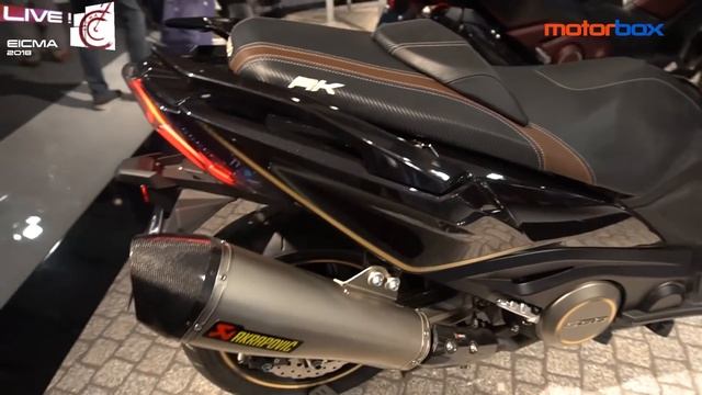 Kymco AK500 vers Speciale 55 Anni a Eicma 2018 | Componentistica al top ma non in Italia смотреть онлайн