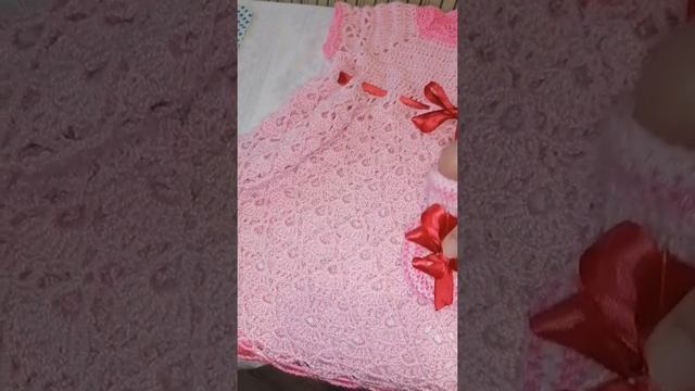 ОБЗОР ПРЯЖИ и работа с этой пряжей. Секретик "на вырост" если головёшка не влазит в горловинку! смотреть онлайн