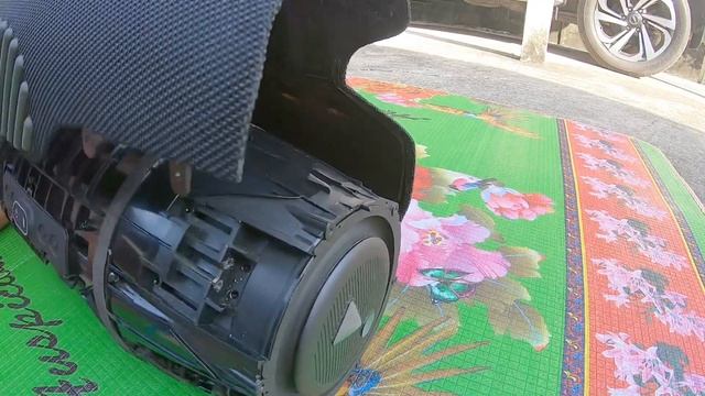 แกะ JBL Boombox 3 ลำโพง Bluetooth ตัวใหญ่ เสียงเบสหนัก นุ่ม เสียงดี ของ(แท้) ชำแหละดูไส้ใน ??? смотреть онлайн