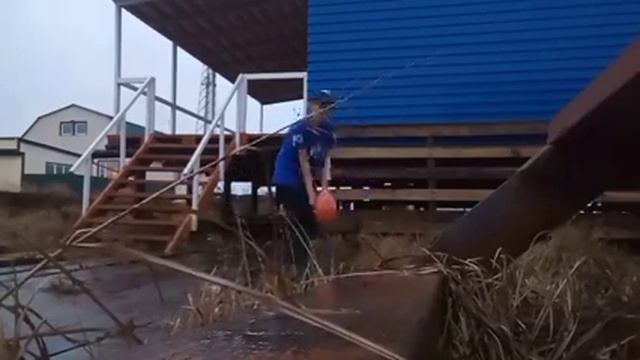 Я ЗОРВАЛ 5 СРЕДНИХ?ШАРИКОВ С?ВОДОЙ-ОПАСНО ДЛЯ ЖИЗНИ 2 ПАЛЬЦА ПОВРЕДИЛНЕПОВТОРЯТЬ ДОМАДОСМОТРИДОКОНЦ смотреть онлайн