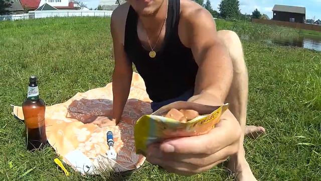 ПРОБУЮ КОШАЧИЙ КОРМ С ПИВОМ | БЛЕВАНУ ИЛИ НЕТ??? смотреть онлайн