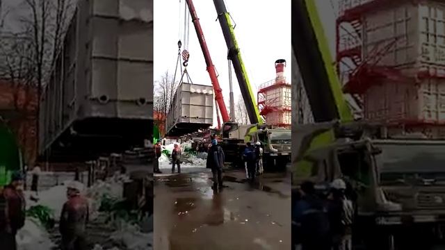 Zoomlion Ztc 1000 V и Liebherr Ltm 1080  погрузка оборудования