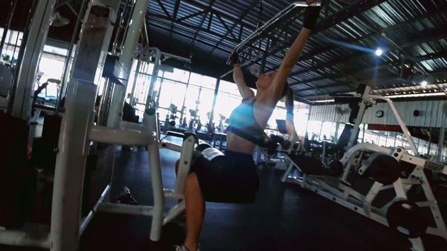 Тайская качалка за 130₽. Обзор. Чиангмай Удивляет смотреть онлайн