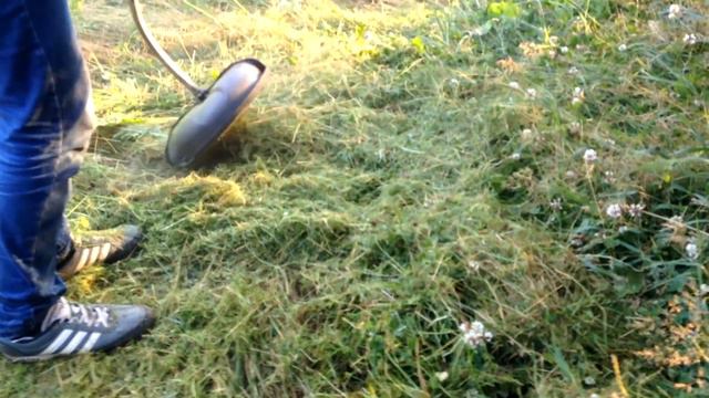 Дачный VlOG : Сломали косу ! смотреть онлайн