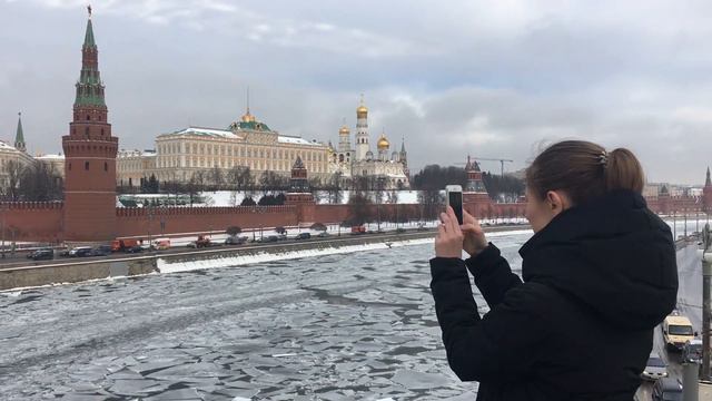 Странные атмосферные явления над Кремлём 29.01 смотреть онлайн