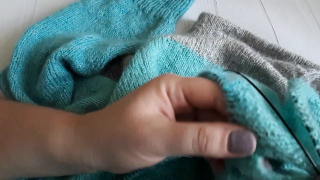 ПОДРОБНЫЙ МАСТЕР-КЛАСС на свитшот спицами в технике реглан погон / часть #3 смотреть онлайн