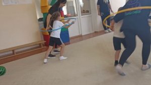 Спортивный праздник для детей старшей группы с родителями " Веселые старты"