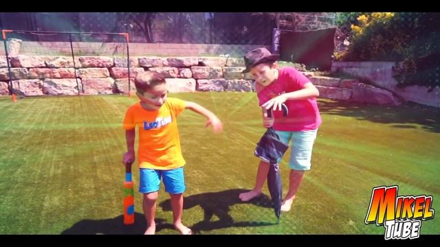 FamilyTube #15 La cuarta edad de Mikel y Leo смотреть онлайн