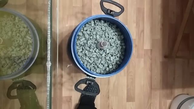 Внешний фильтр для аквариума из пластиковой бочки, часть 1 смотреть онлайн
