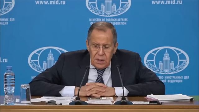 Traduzione completa della conferenza stampa del ministro degli esteri russo Lavrov смотреть онлайн