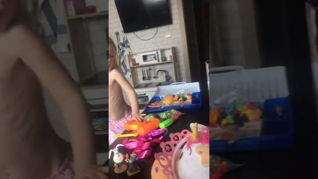 Распаковка Creative portable box смотреть онлайн