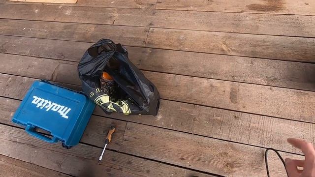 Деревянный забор Замеряю доски Браширование Красим смотреть онлайн