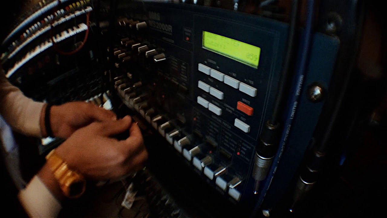 korg ms2000r with elk em4 tape echo machine & digital reverb korg drv1000 performing смотреть онлайн