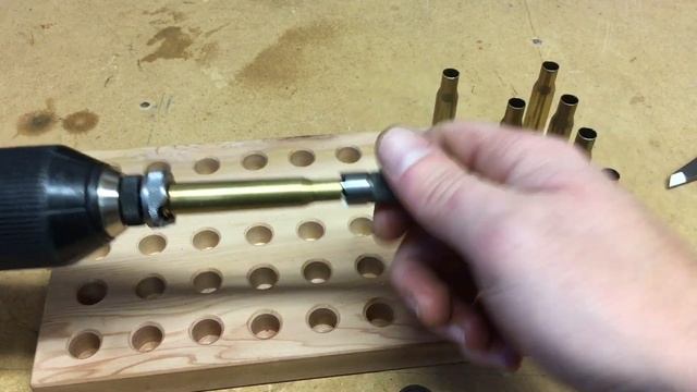 Lee Precision Case Trimmer смотреть онлайн