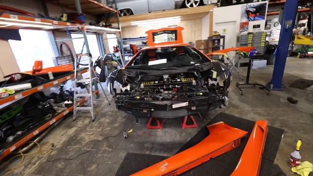 An Introduction to my FULL CARBON Lamborghini Aventador. смотреть онлайн