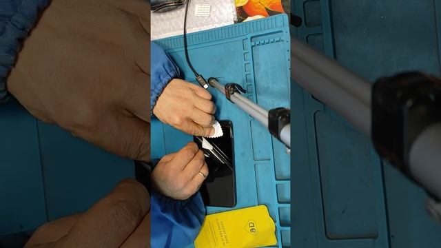 Как поклеить защитного стекло на телефон redmi 9. смотреть онлайн