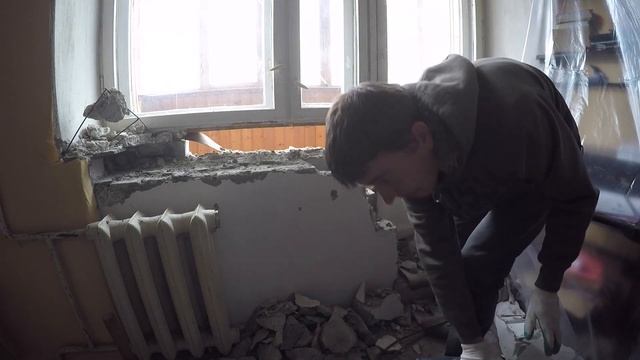 ЛОМАЕМ кирпичную кладку под новое ОКНО смотреть онлайн