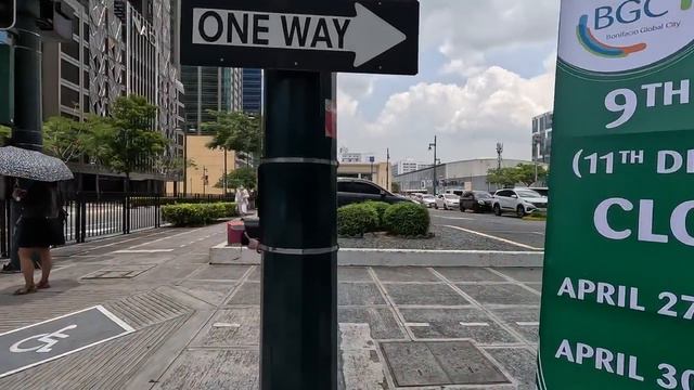 I Found the BEST SPOT in BGC (Bonifacio Global City) 🇵🇭 | Philippines смотреть онлайн