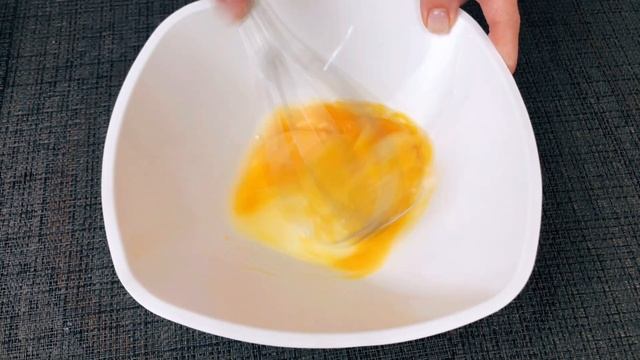 Тонкое тесто, сочная рыба, ароматная заливка. Пирог с семгой и брокколи смотреть онлайн