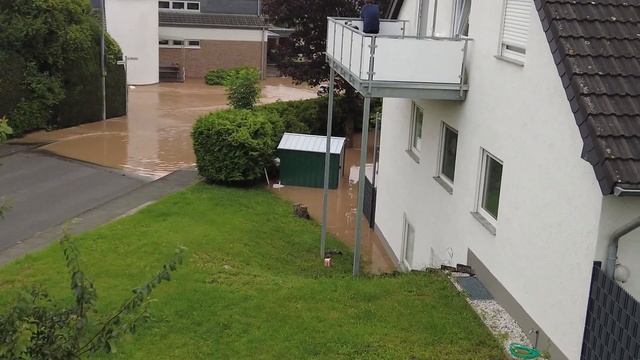 Германия под водой! Эвакуация. Наводнение. Erftstadt hochwasser. 2 Часть. смотреть онлайн