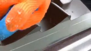 Простой совет КАК РОВНО настелить металочерепицу параллельно скату крыши